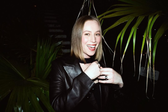 Hannah Einbinder mendukung pembebasan Palestina dari zionis Israel (Instagram @hannaheinbinder)